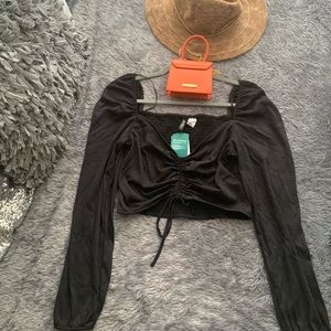 V neck long sleeve crop top